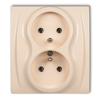 KARLIK LOGO 1LGP-2z Gniazdo podwójne z uziemieniem 2x(2P+Z) (bez przesłon torów prądowych)