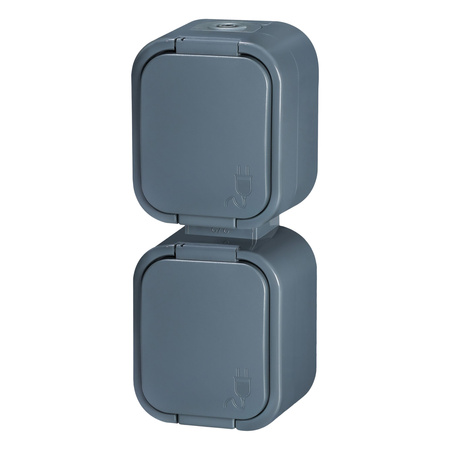 Gniazdo podwójne n/t 2x2P+Z, bryzgoszczelne z klapką, pionowe B2, IP54, NT-6B2/P, szary