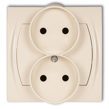 KARLIK LOGO 1LGPR-2p  Gniazdo podwójne do ramki poziomej bez uziemienia 2x2P (przesłony torów prądowych)