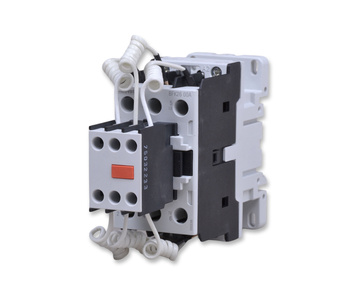 LOVATO BFK2600A230 3P Stycznik do zał. kondensatorów, 20kvar (400VAC)