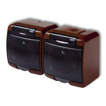 KARLIK JUNIOR 4GHE-2dp  Gniazdo podwójne z uziemieniem 2x(2P+Z) (klapka dymna; przesłony torów prądowych)