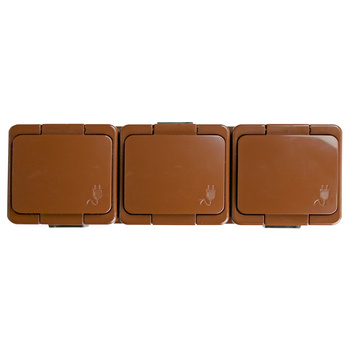 Gniazdo potrójne 3x 2P+Z bryzgoodporne z klapką w kolorze IP44, SMART, brązowy