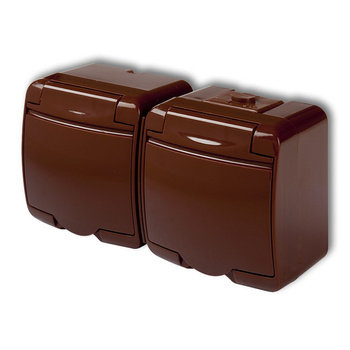 KARLIK JUNIOR 4GHE-2  Gniazdo podwójne z uziemieniem 2x(2P+Z) (klapka brązowa; bez przesłon)