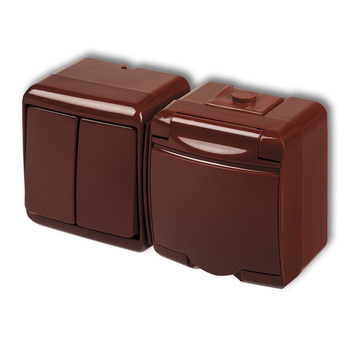 KARLIK JUNIOR 4WGHH-2 Łącznik świecznikowy z gniazdem pojedynczym z uziemieniem 2P+Z (klapka brązowa; bez przesłon)