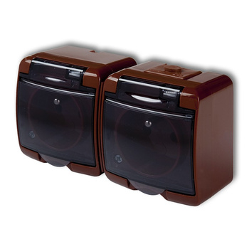 KARLIK JUNIOR 4GHE-2d  Gniazdo podwójne z uziemieniem 2x(2P+Z) (klapka dymna; bez przesłon)