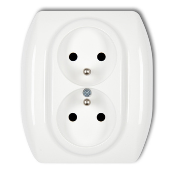 KARLIK TREND GP-2zp  Gniazdo podwójne z uziemieniem 2x(2P+Z) (przesłony torów prądowych)