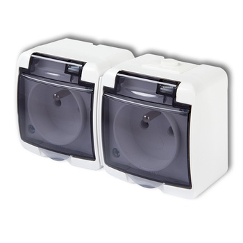 KARLIK JUNIOR  Gniazdo podwójne natynkowe hermetyczne IP54 GHE-2d klpaka dymna 2x2P+Z GHE-2d