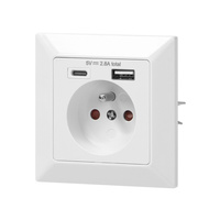 Gniazdo pojedyncze 2P+Z, USB-A + USB-C ,Wyjście 5VDC Max 2,8A