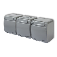 KARLIK JUNIOR 10GHE-3  Gniazdo potrójne z uziemieniem 3x(2P+Z) (klapka popielata; bez przesłon)