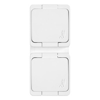 Gniazdo  podwójne 2P+Z bryzgoodporne z klapką w kolorze wyrobu  IP44 pionowe, SMART, biały